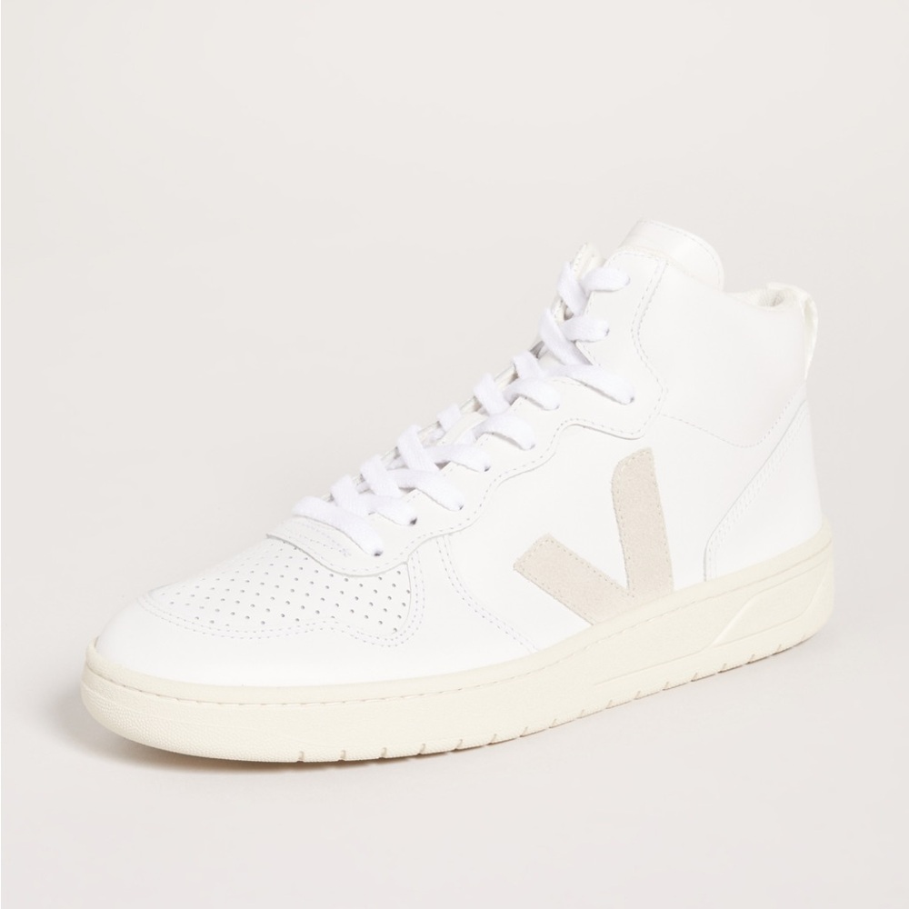 Men’s Veja V-15 Sneakers